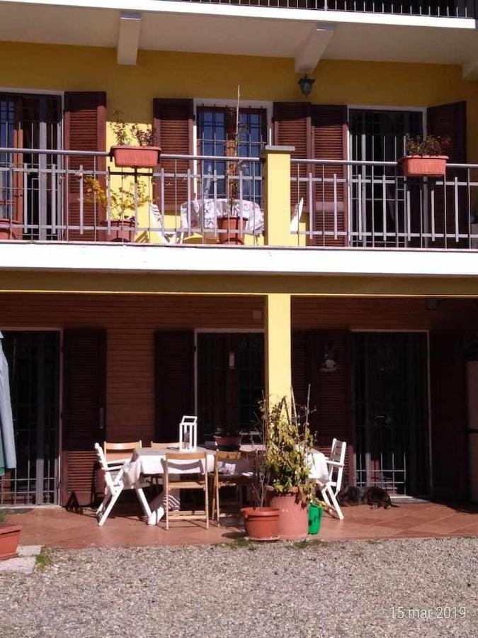 Beb Infamiglia Bed & Breakfast Cascinette Ngoại thất bức ảnh