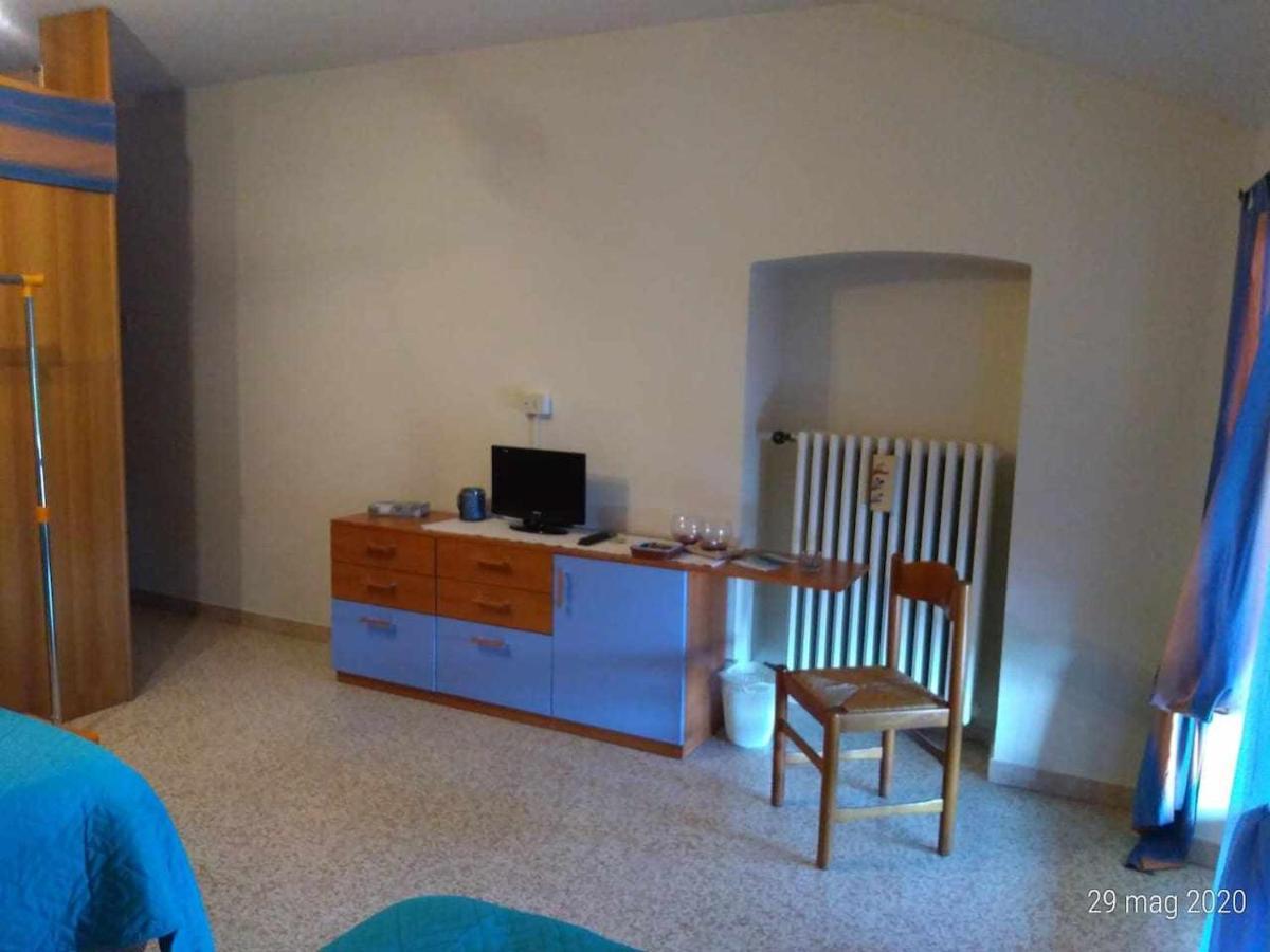Beb Infamiglia Bed & Breakfast Cascinette Ngoại thất bức ảnh