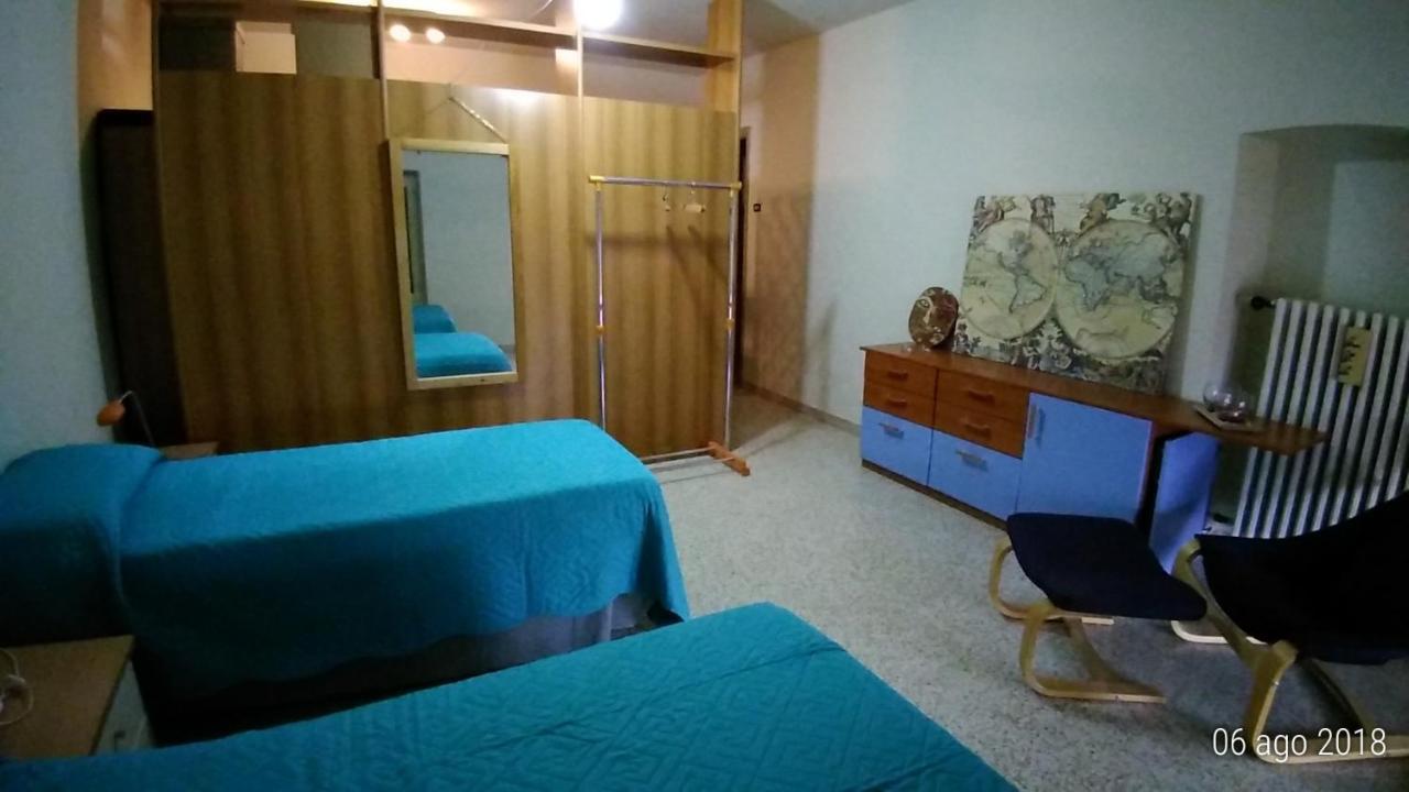Beb Infamiglia Bed & Breakfast Cascinette Ngoại thất bức ảnh